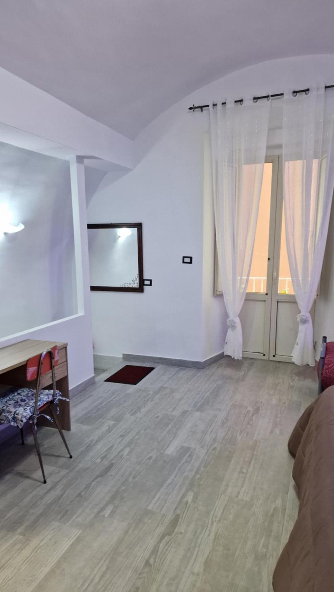 Appartamento Intero Casa Vacanze Espo Νάπολη Εξωτερικό φωτογραφία