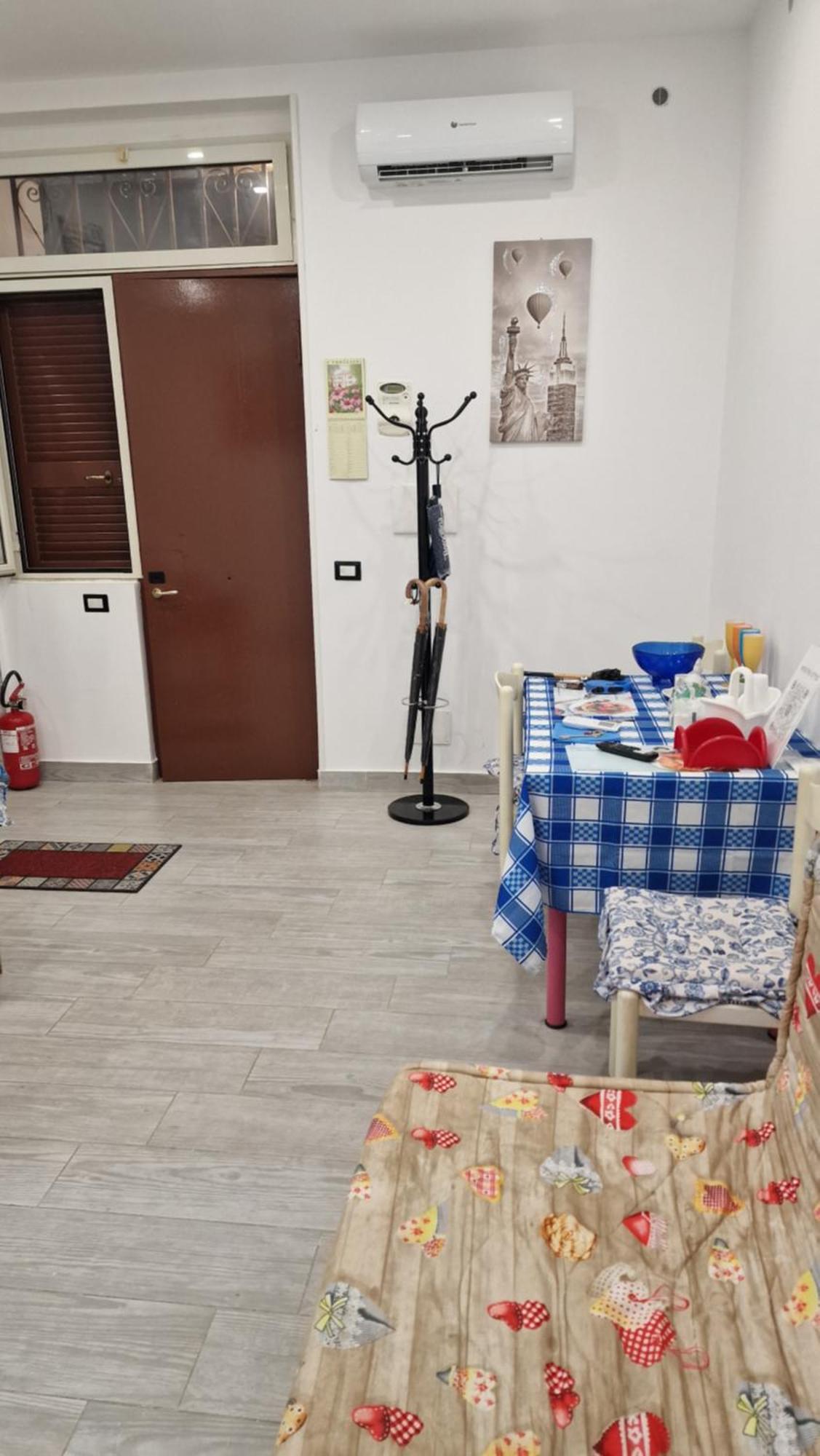 Appartamento Intero Casa Vacanze Espo Νάπολη Εξωτερικό φωτογραφία