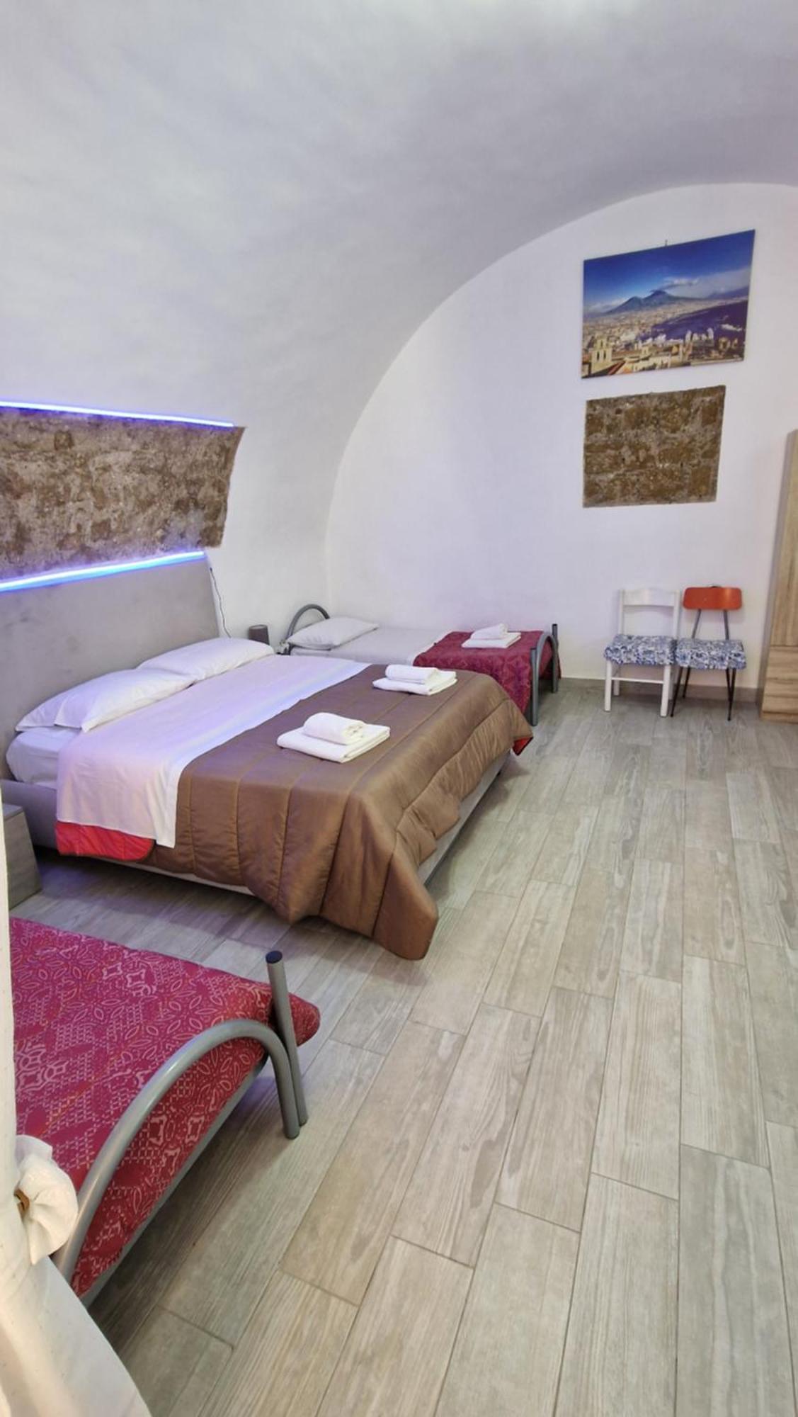 Appartamento Intero Casa Vacanze Espo Νάπολη Εξωτερικό φωτογραφία